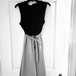 Black and white fit and flare Dress size S